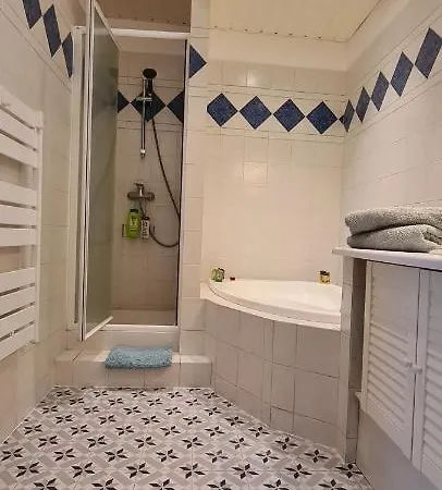 Bluemoon-appartement En Plein Centre De D'annecy *